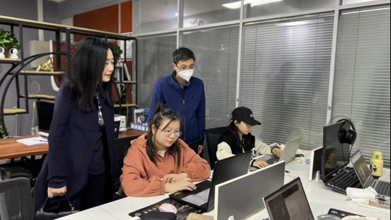 无人机在纪录片拍摄中的应用：参数对比与选型要点**